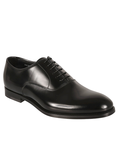 Shop Doucal's Shiny Classic Oxford Shoes In Black