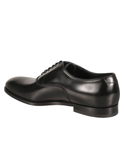 Shop Doucal's Shiny Classic Oxford Shoes In Black