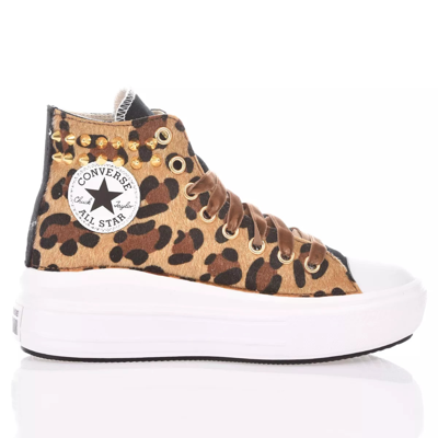 Shop Mimanera Converse Move Velvet Leo