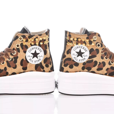 Shop Mimanera Converse Move Velvet Leo