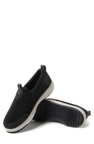 Dearfoams Men's Cypress Water-resistant Energy Return Twin Gore Slipper Shoes In Black