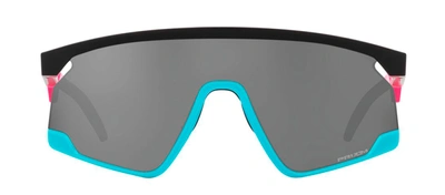 Shop Oakley Bxtr Oo9280-05 Shield Sunglasses In Multi