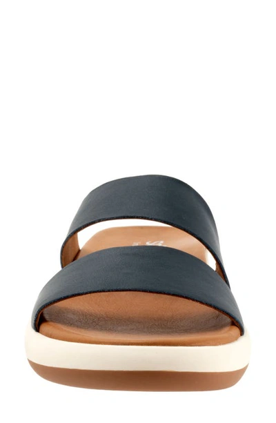 Softwalk Jenna Platform Sandal In Navy