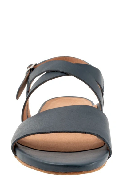 Softwalk Cali Sandal In Navy Nubuck