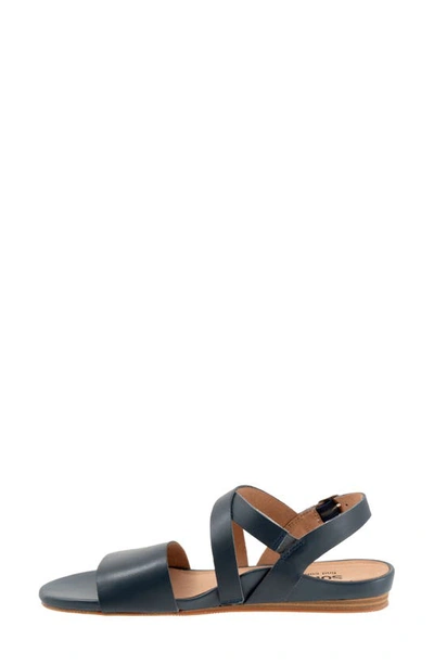 Softwalk Cali Sandal In Navy Nubuck