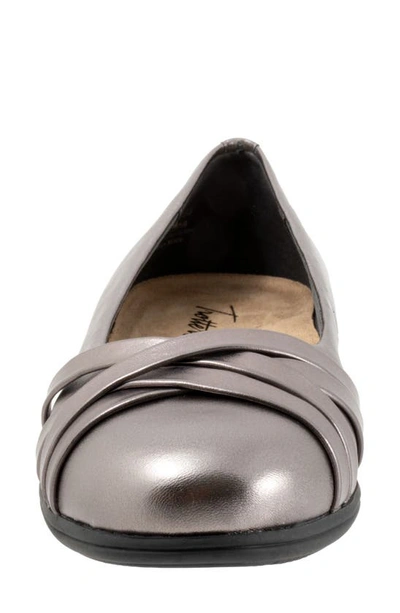 Shop Trotters Daphne Flat In Pewter