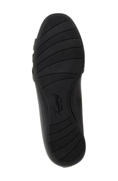 Trotters Daphne Flat In Black