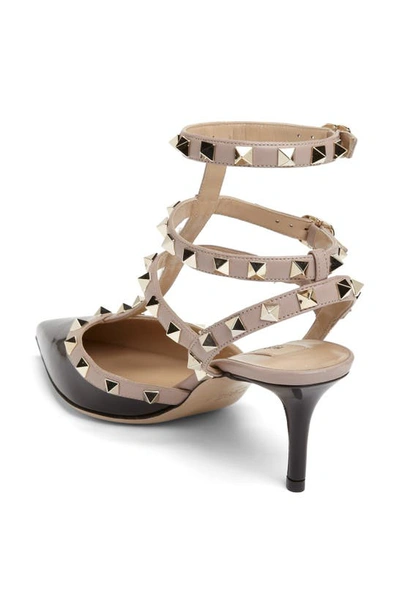 Valentino Rockstud Slingback Pumps In N91 Nero/poudre