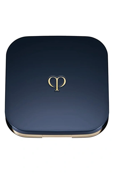 Shop Clé De Peau Beauté Refining Refillable Pressed Powder In Regular