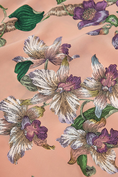 Shop Olivia Von Halle Queenie Andromeda Pink Floral Robe In Silk Crêpe De Chine