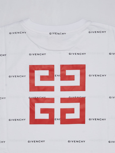 Shop Givenchy T-shirt T-shirt In Bianco-nero