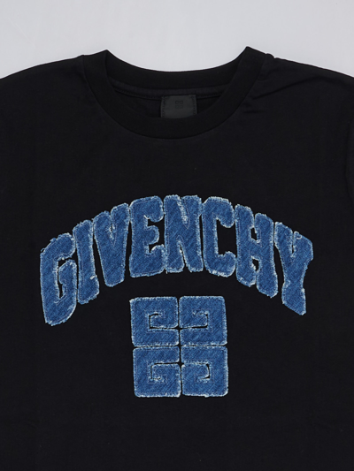 Shop Givenchy T-shirt T-shirt In Nero