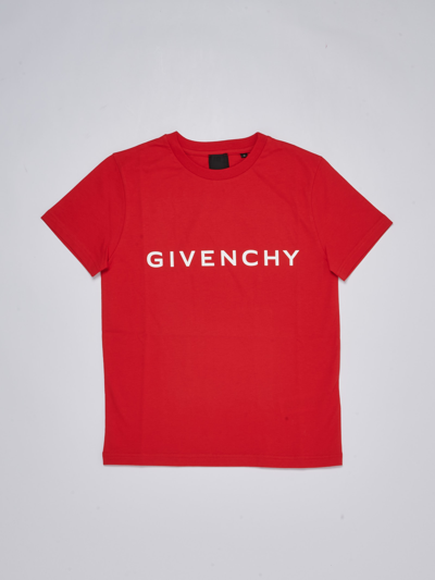 Shop Givenchy T-shirt T-shirt In Rosso