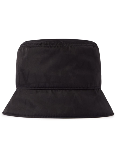 Shop Valentino Bucket Hat Reversibile Toile Iconographe In Black