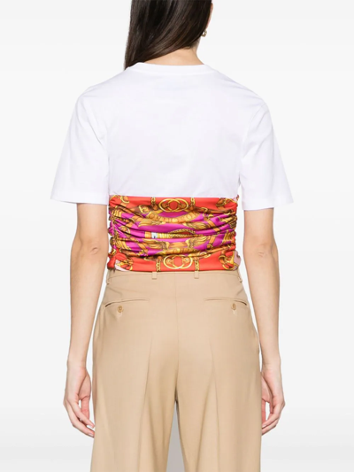 Shop Moschino T-shirt Cropped Scarf Detail In White