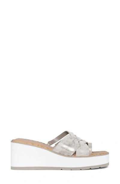 Nydj Reesie Platform Wedge Sandal In Pewter