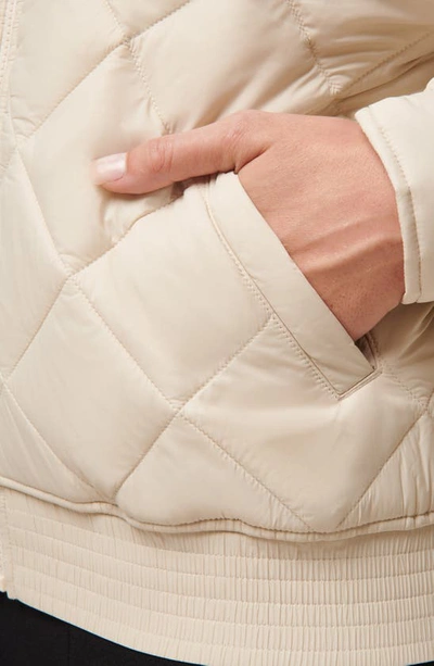 Travis Mathew Lights At Night Quilted Jacket In Pumice Stone