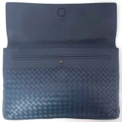 Shop Bottega Veneta Intrecciato Blue Leather Clutch Bag ()