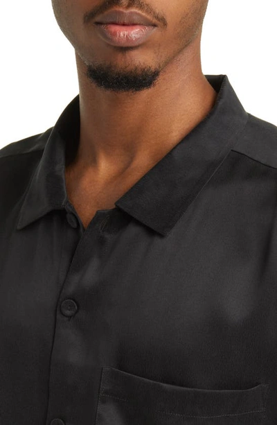 Lunya Washable Silk Button-up Short Pajamas In Immersed Black