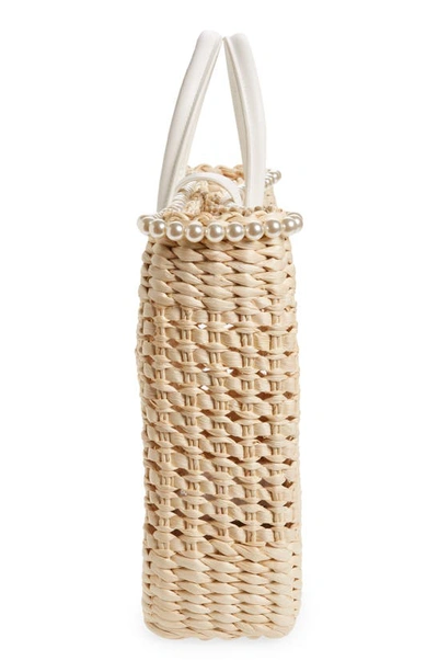 Btb Los Angeles Capri Tote In Ivory