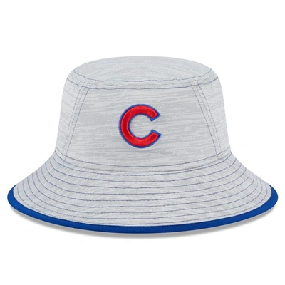 Shop New Era Gray Chicago Cubs Game Bucket Hat