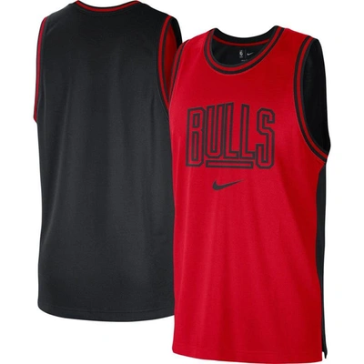 Shop Nike Red/black Chicago Bulls Courtside Versus Force Split Dna Performance Mesh Tank Top