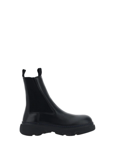 Shop Burberry Creeper Chelsea Boots In Black