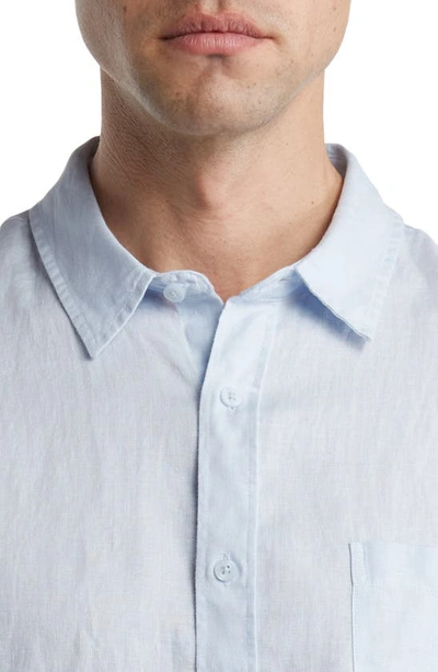 Vince Classic Fit Short Sleeve Linen Shirt In Glacier