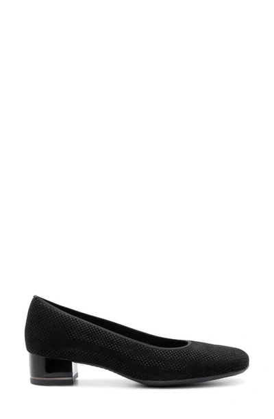 Shop Ara Gabrielle Pump In Black