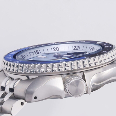 Pre-owned Seiko 5 Sports Automatic Gmt Ice Blue Limited Edition 1000pcs Watch Ssk029k1