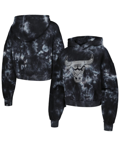 Shop The Wild Collective Women's  Black Chicago Bulls Tie-dye Cropped Pullover Hoodie