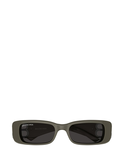 Shop Balenciaga Eyewear Dynasty Rectangular In Brown