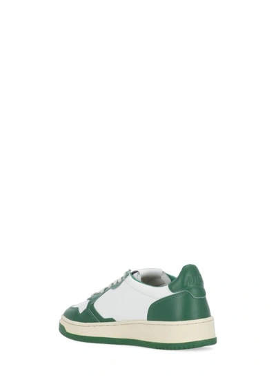 Shop Autry Aulm Wb03 Sneakers In Neutrals
