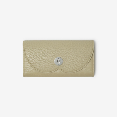 Shop Burberry Chess Continental Wallet In Hunter