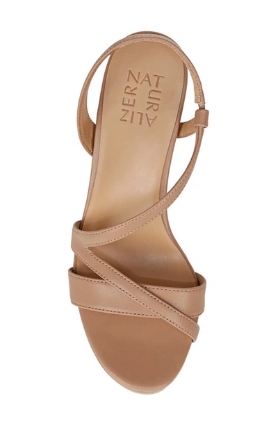 Naturalizer Abby Womens Faux Leather Platform Slingback Sandals In Taupe Smooth Faux Leather