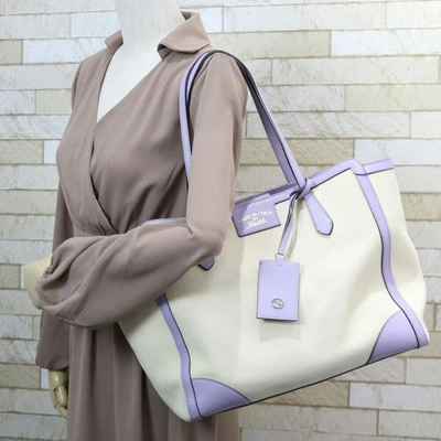 Shop Gucci Lovely Beige Canvas Tote Bag ()