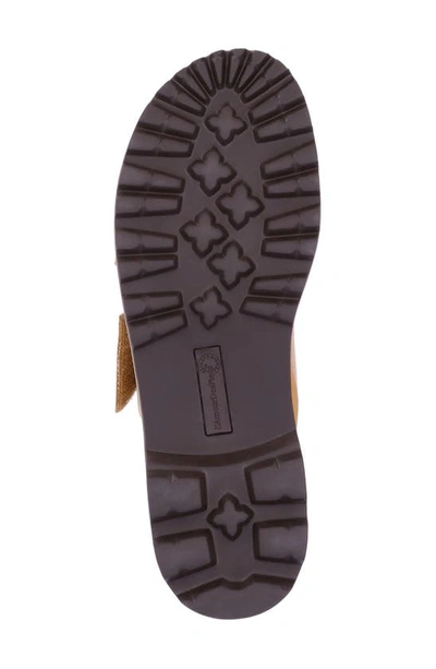 L'amour Des Pieds Dalbir Slide Sandal In Lioness