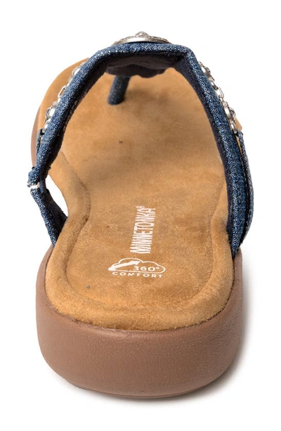 Minnetonka Brecca Flip Flop In Blue Denim