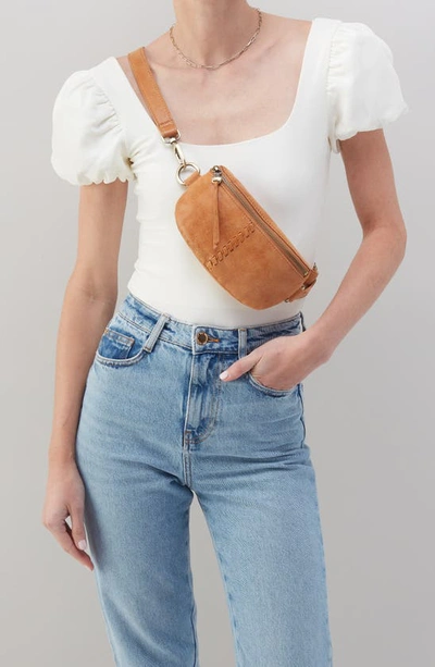 Hobo Fern Leather Belt Bag In Whiskey