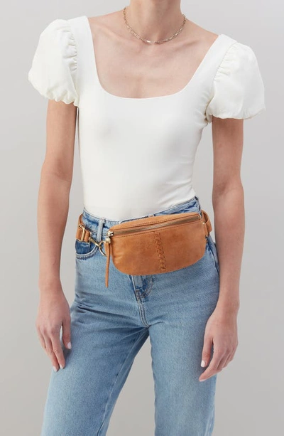 Hobo Fern Leather Belt Bag In Whiskey