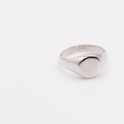 Shop Le Réussi Italian Oval Silver Ring In Grey