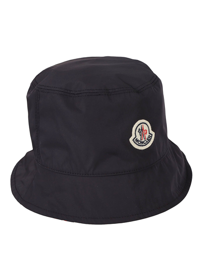 Shop Moncler Logo Patch Bucket Hat In Navy