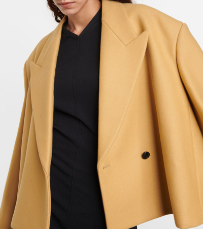 Shop Khaite Raymond Cropped Wool-blend Jacket In Beige
