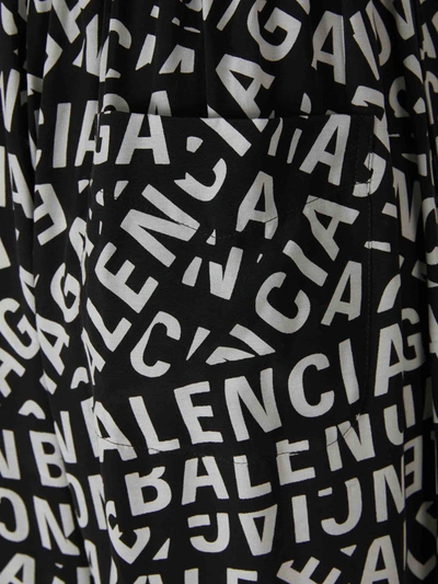 Shop Balenciaga Striped Logo Joggers In Negre