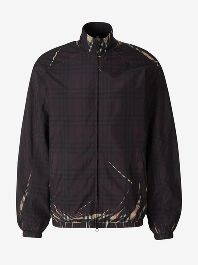 Shop Burberry Two-tone Check Jacket In Negre