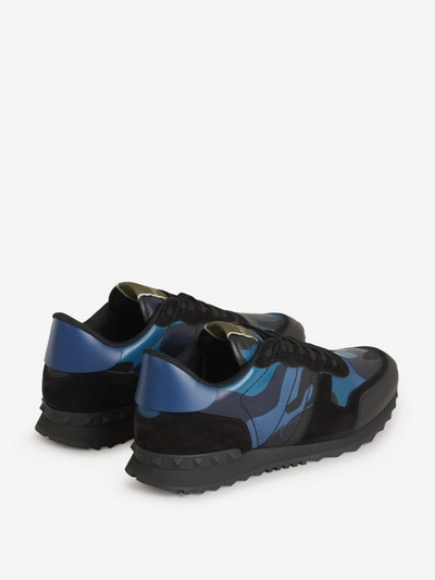 Shop Valentino Garavani Rockrunner Camouflage Sneakers In Blau Marí