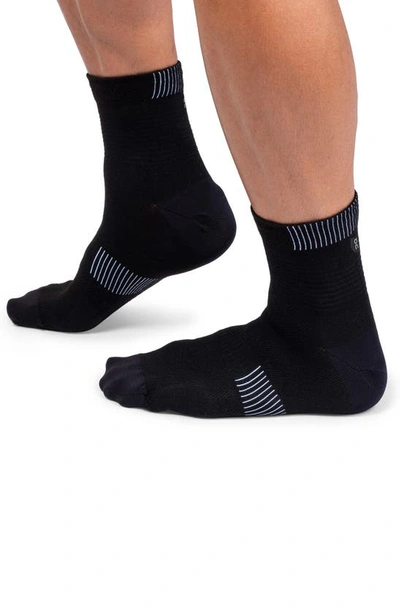 Shop On Ultralight Crew Socks In Black/ White