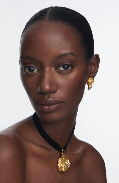 Sterling King Mini Rosette Stud Earrings In Gold