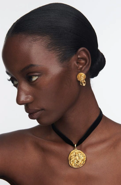 Sterling King Mini Rosette Stud Earrings In Gold