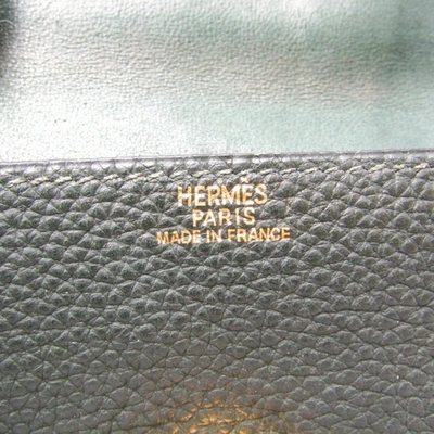 Shop Hermes Hermès Dogon Green Leather Wallet  ()